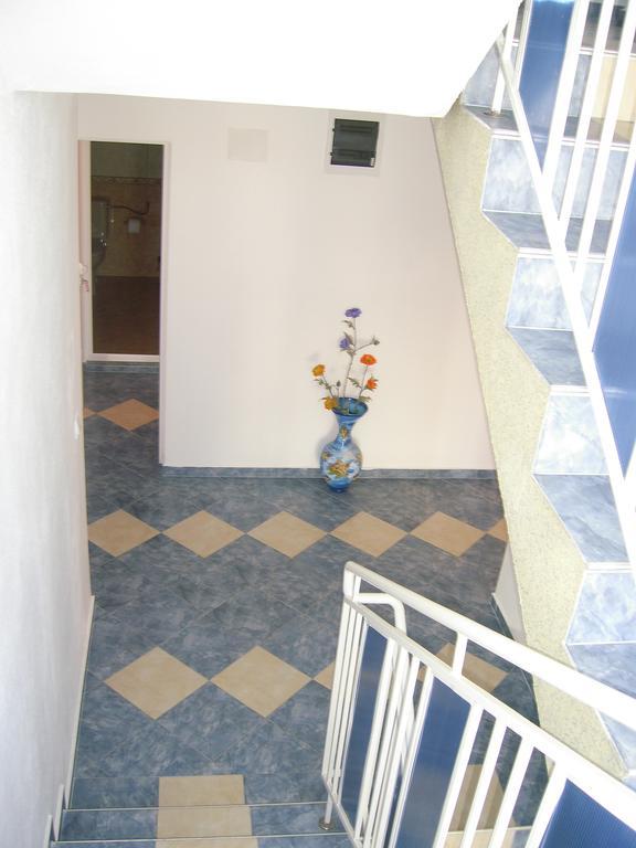 Sianie Guest House Ravda Ngoại thất bức ảnh