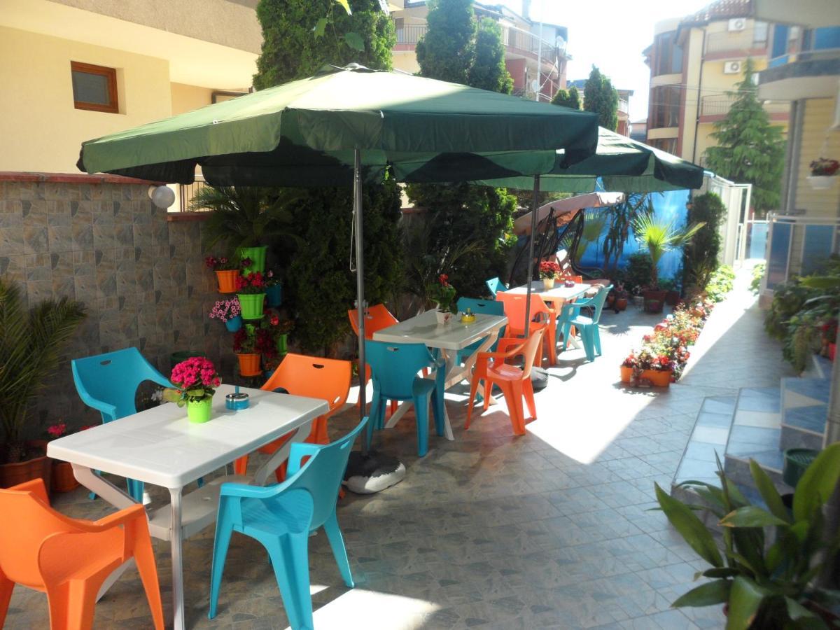 Sianie Guest House Ravda Phòng bức ảnh
